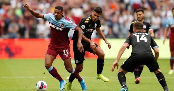 对岛内青少 对岛内青少